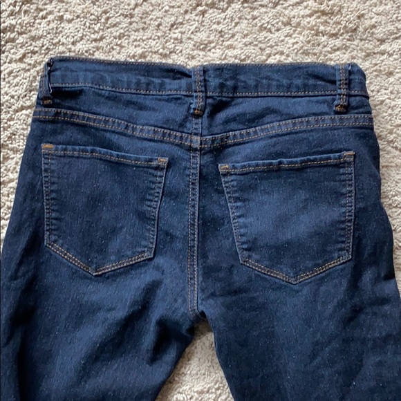 Forever 21 dark wash jeans - Picture 5 of 5